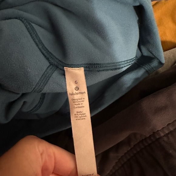 Lululemon biker short - Picture 4 of 4